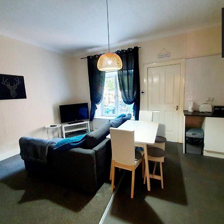 One Bedroom Apartment By Klass Living Serviced Accommodation Bellshill - Elmbank Street Apartment Экстерьер фото